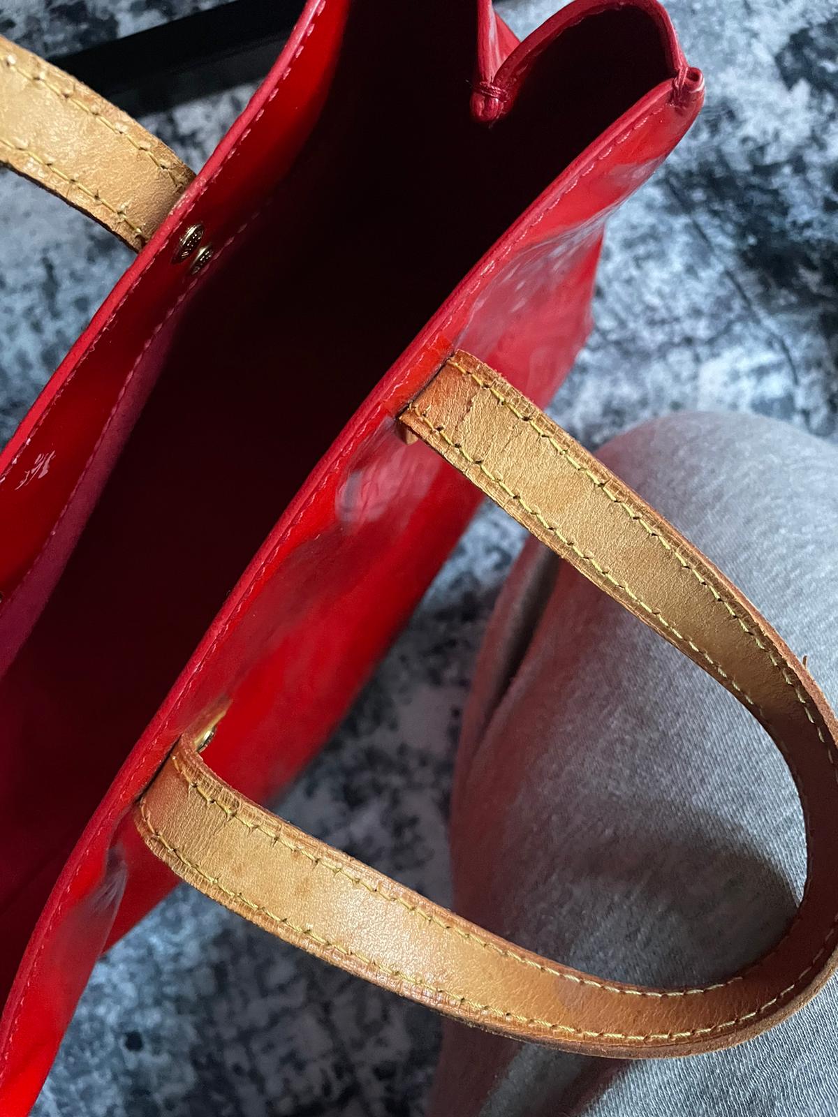 Louis Vuitton Vernis Rouge/Red Totebag/ handbag vintage Y2K authentic glossy/ shiny good condition