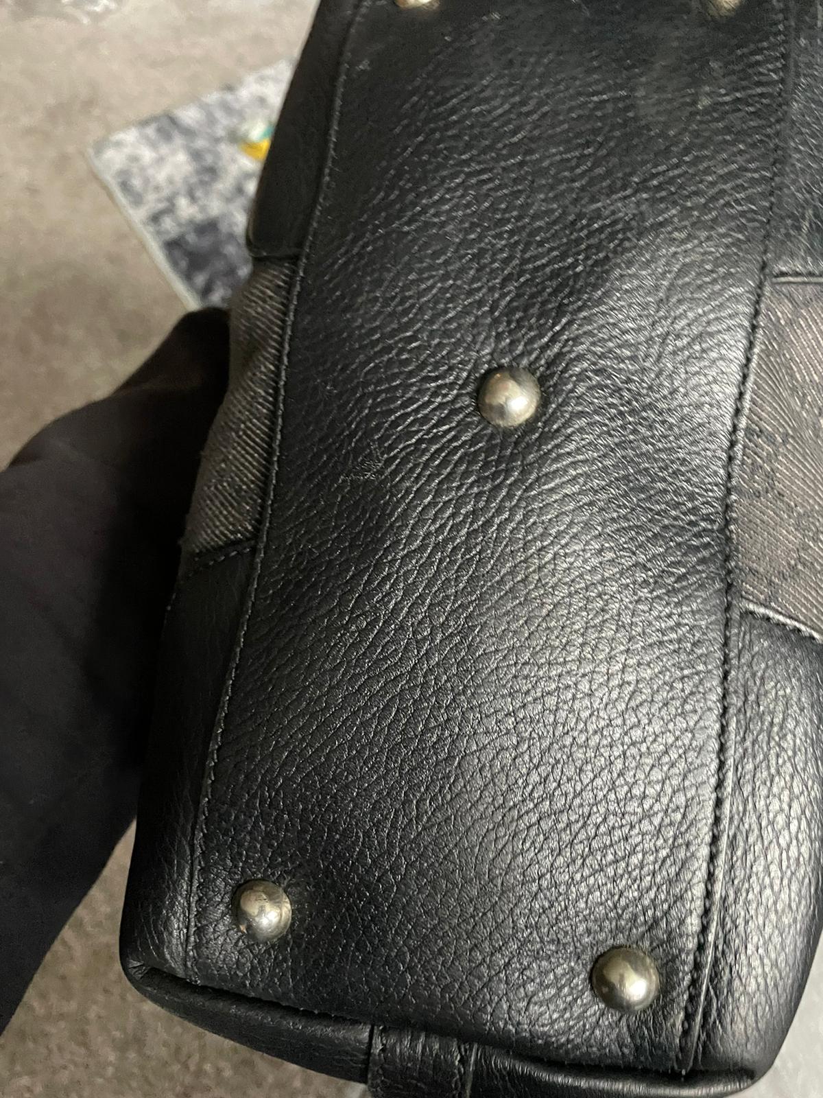 Vintage Gucci Shoulderbag GG Monogram
Black/Grey Authentic Y2K