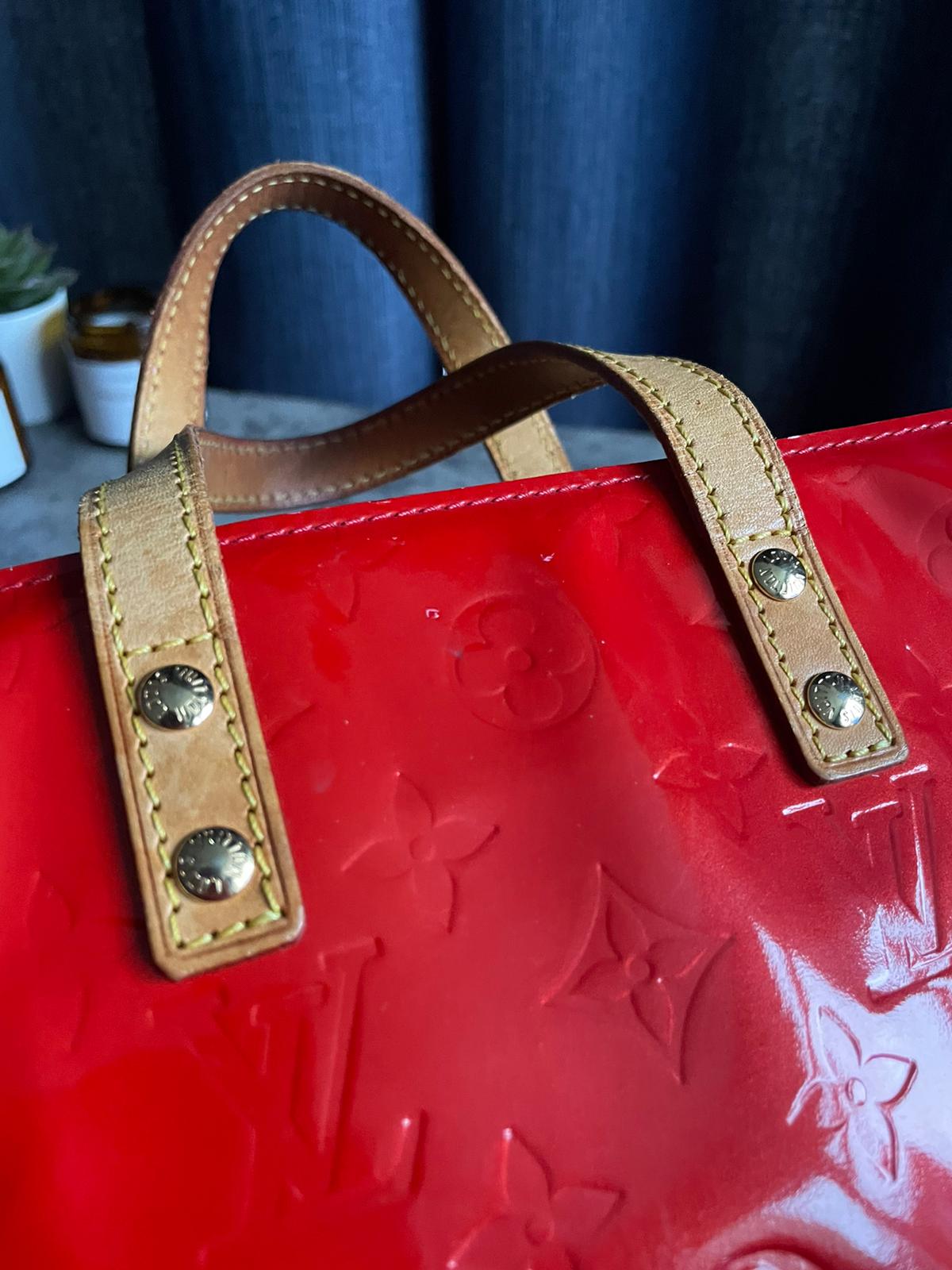 Louis Vuitton Vernis Rouge/Red Totebag/ handbag vintage Y2K authentic glossy/ shiny good condition