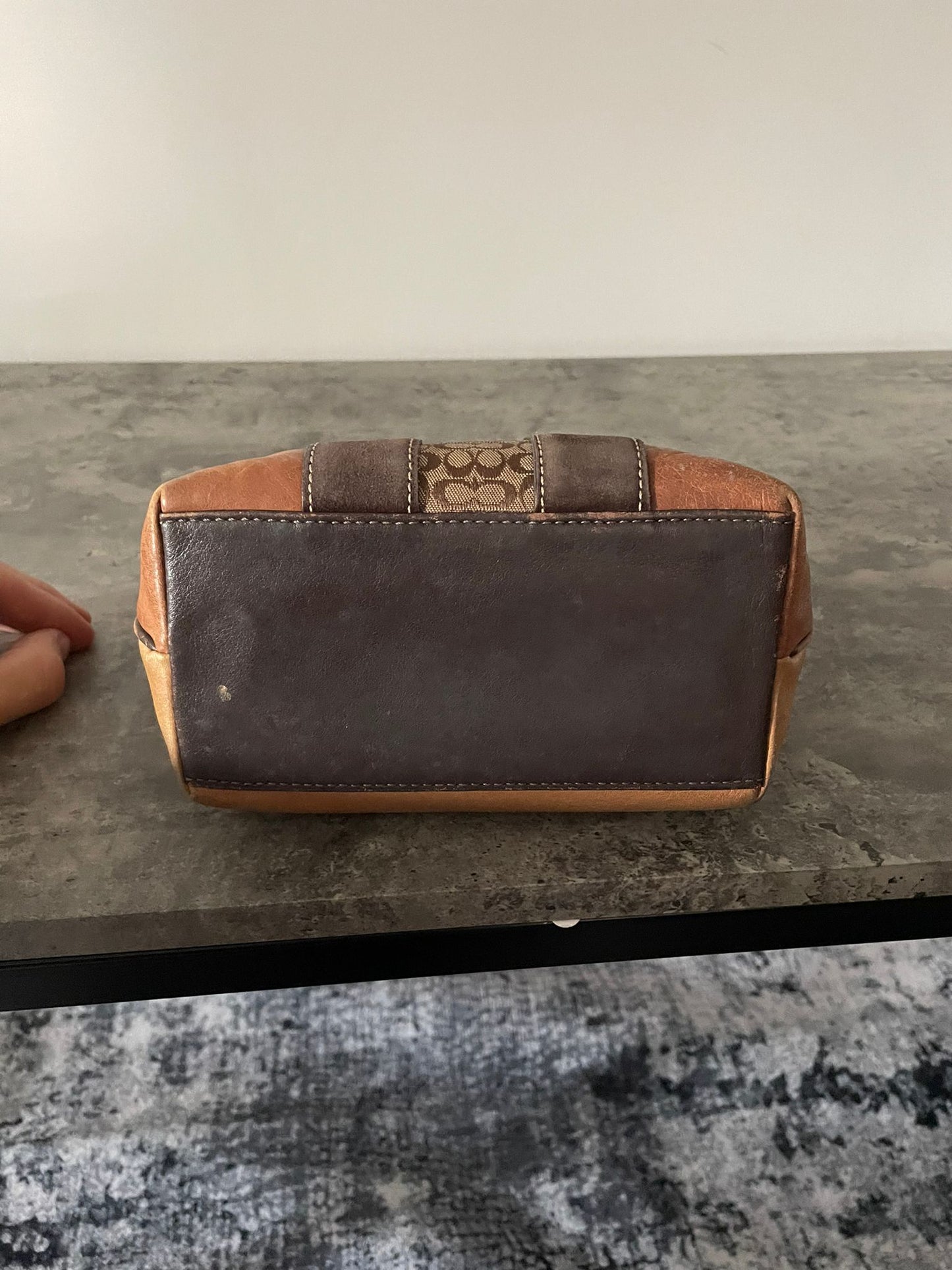 Vintage Coach Hobo Bag Monogram
Authentic Y2k