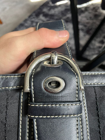 Vintage Coach Black Monogram Soho Handbag/Shoulderbag Authentic Y2K
Buckle