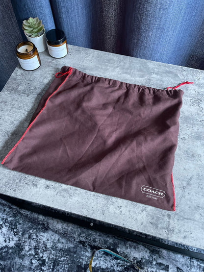 Vintage Coach Leather Crossbody Bag
Black/Gold Authentic with dustbag