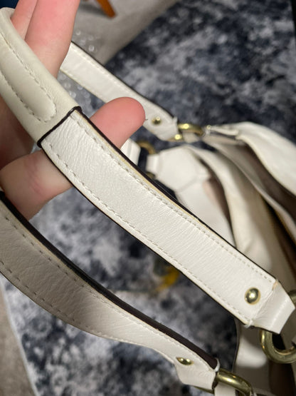 Coach Soho White Leather Gold Handbag/ Shoulderbag Authentic Buckle