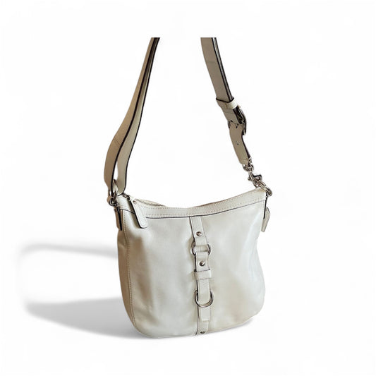 Vintage Coach Shoulderbag White Leather
Authentic Y2k Detailed