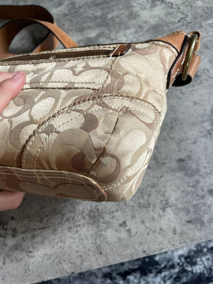 Vintage Coach Monogram Crossbody Bag
Beige/Brown Y2k Authentic