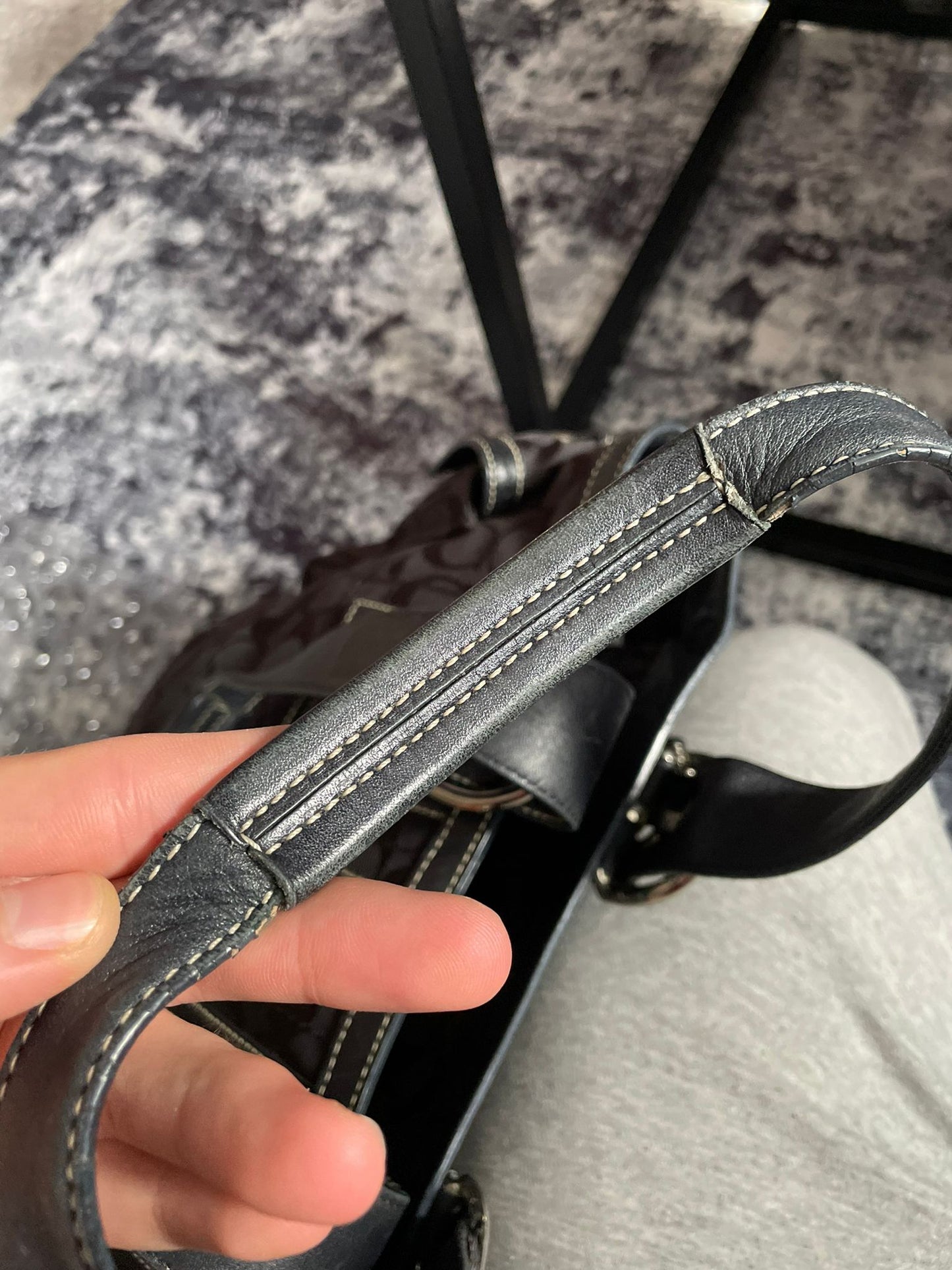 Vintage Coach Black Monogram Soho Handbag/Shoulderbag Authentic Y2K
Buckle