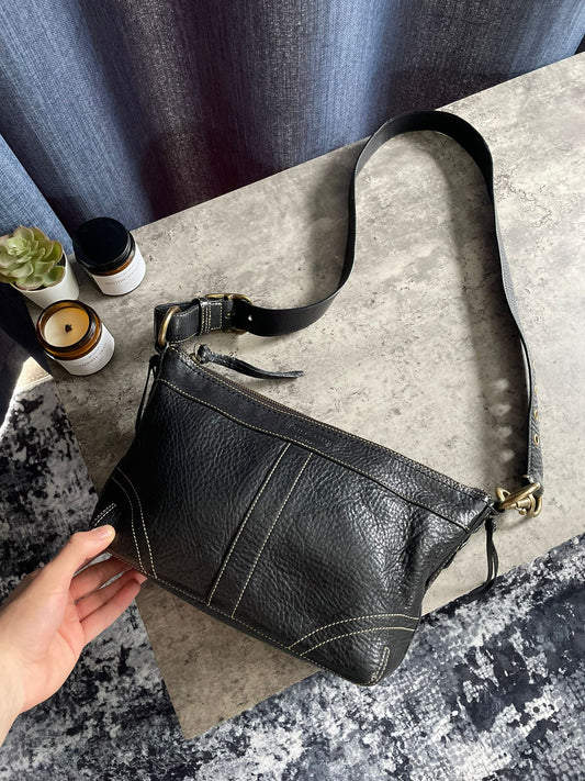 Vintage Coach Leather Crossbody Bag
Black/Gold Authentic with dustbag