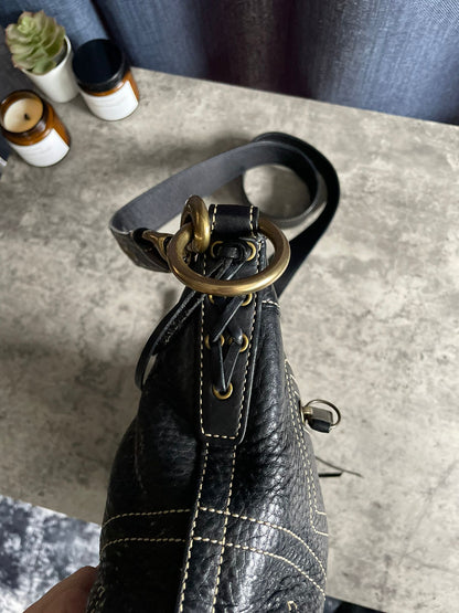 Vintage Coach Leather Crossbody Bag
Black/Gold Authentic with dustbag