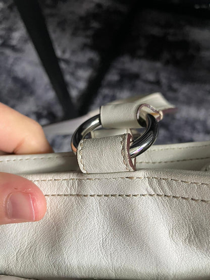 Vintage Coach Handbag White Leather
Soho Y2K Buckle Double pocket Authentic