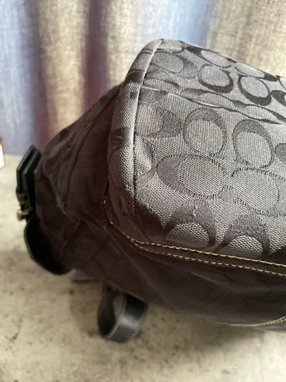 Vintage Coach Black Monogram Soho Handbag/Shoulderbag Authentic Y2K
Buckle