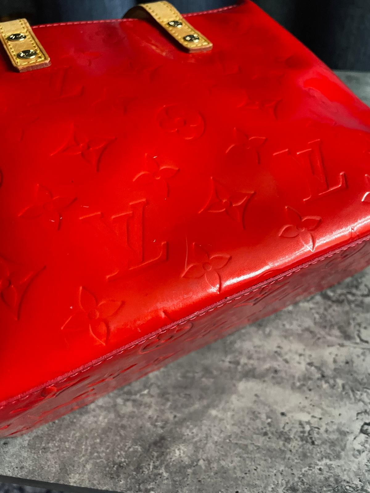 Louis Vuitton Vernis Rouge/Red Totebag/ handbag vintage Y2K authentic glossy/ shiny good condition