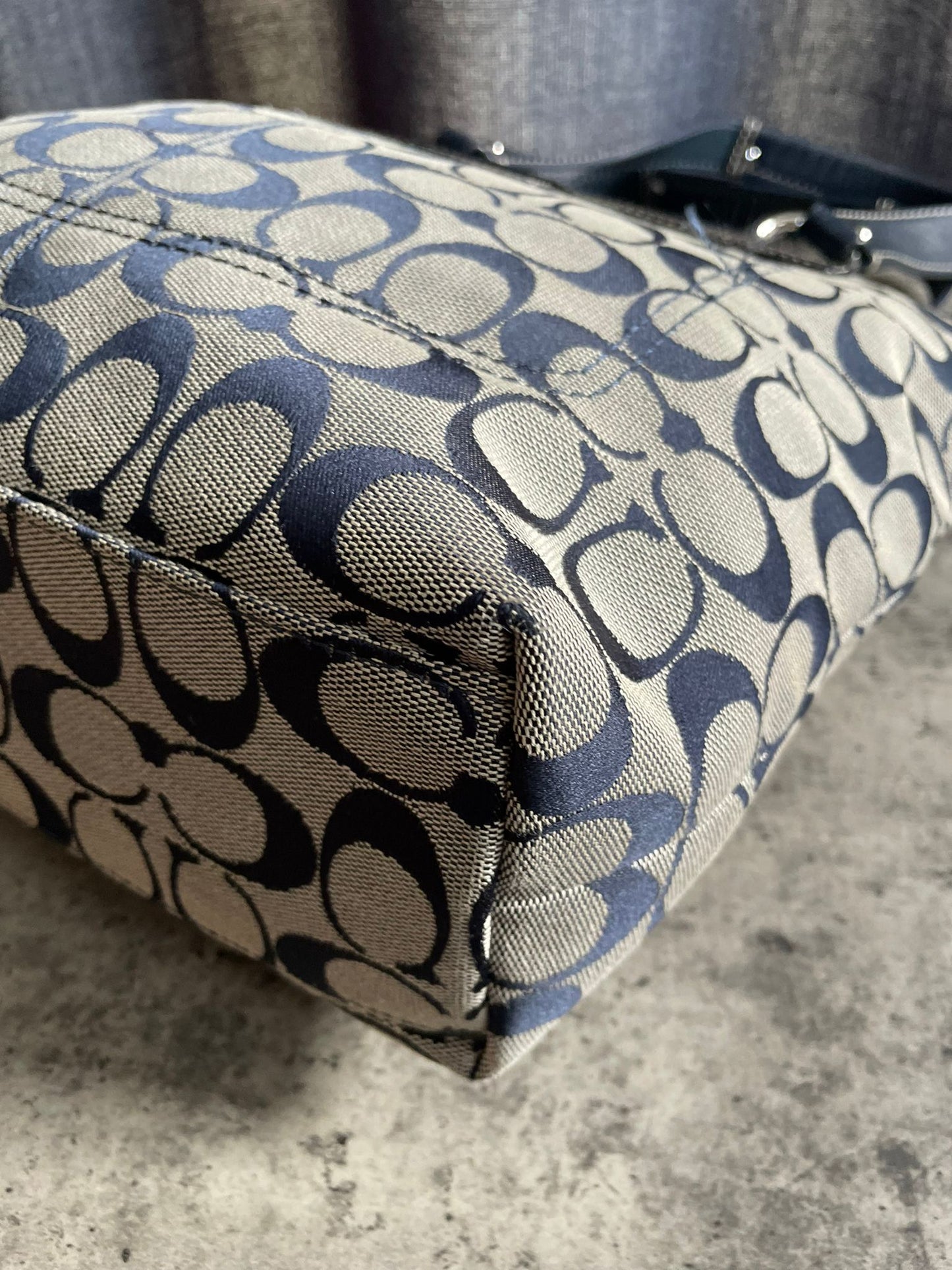 Vintage Coach Navy/Grey Monogram
Handbag/Totebag Y2K Authentic