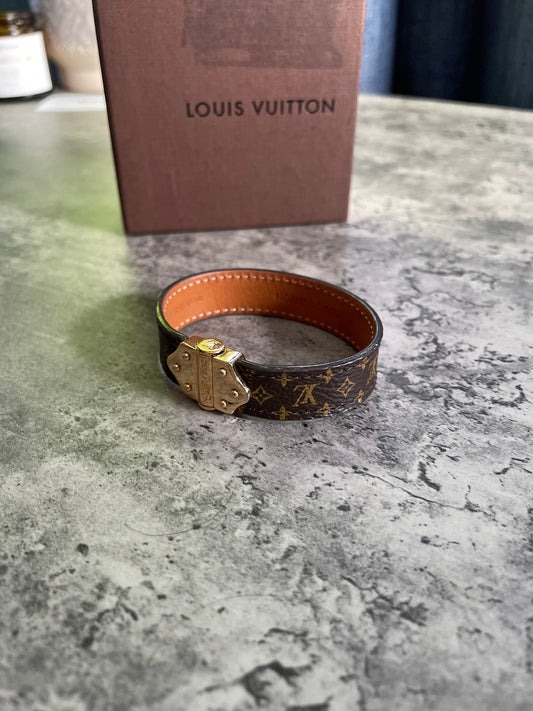 Louis Vuitton Monogram Spirit Bracelet - Size 17 - With Box