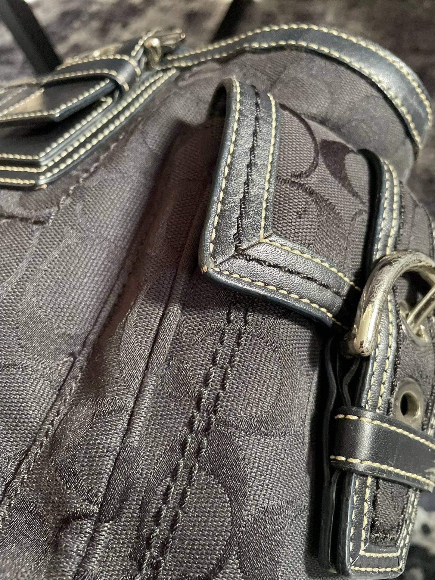 Vintage Coach Black Monogram Soho Handbag/Shoulderbag Authentic Y2K
Buckle