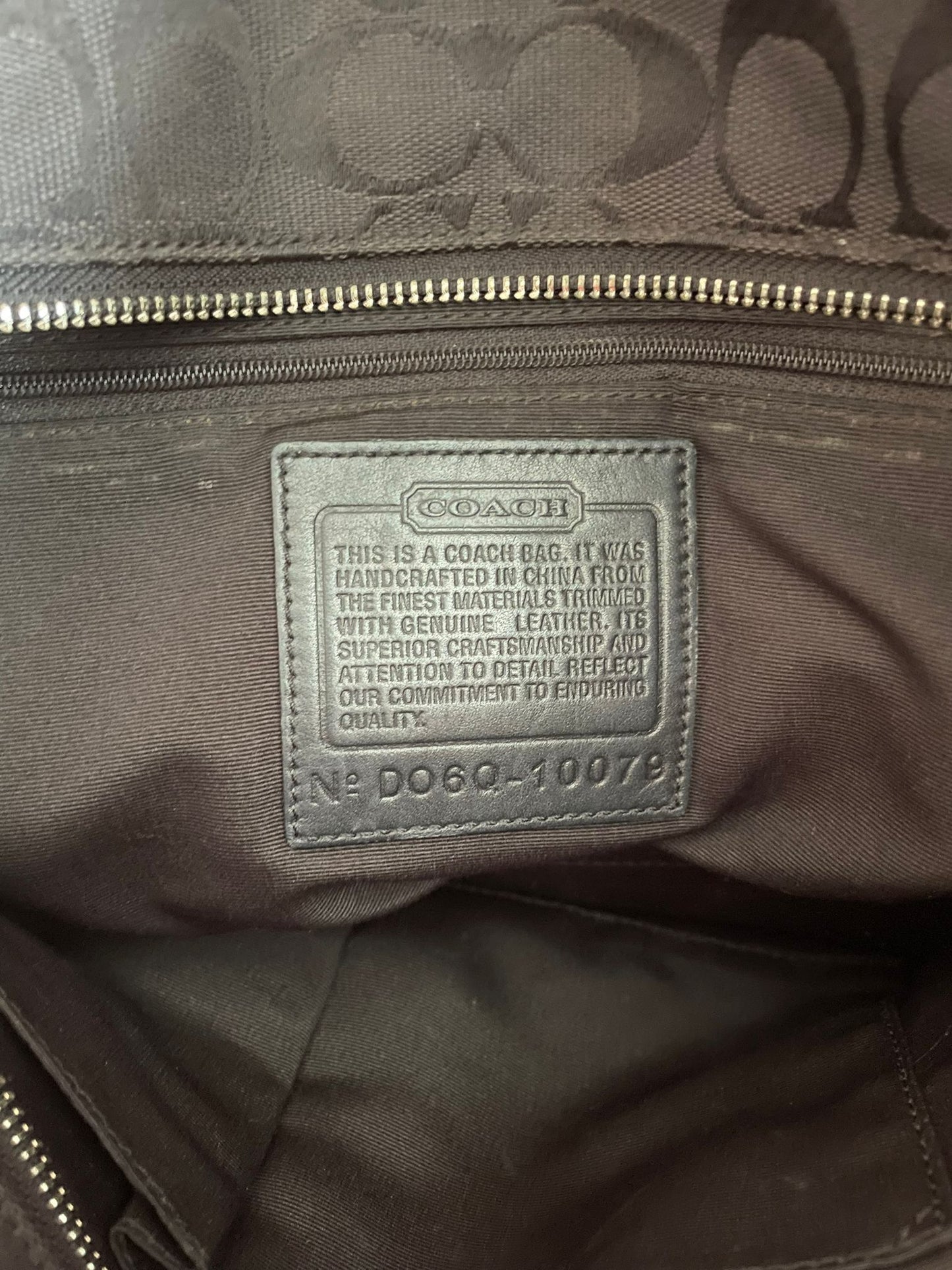 Vintage Coach Black Monogram Soho Handbag/Shoulderbag Authentic Y2K
Buckle