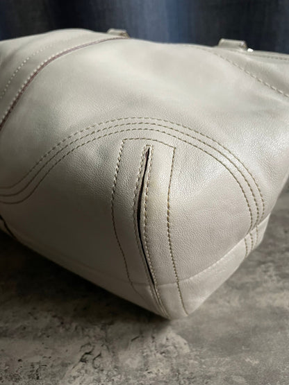 Vintage Coach Handbag White Leather
Soho Y2K Buckle Double pocket Authentic