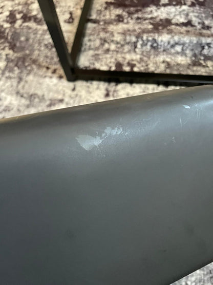 Vintage Gucci ShoulderBag Square G
Emblem authentic 2k hard shell black