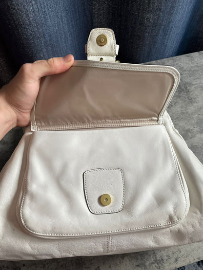 Coach Soho White Leather Gold Handbag/ Shoulderbag Authentic Buckle