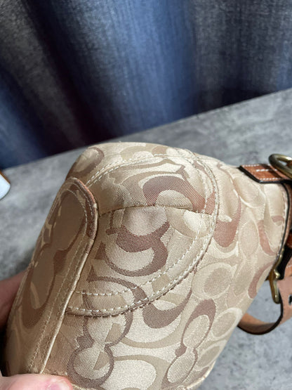 Vintage Coach Monogram Crossbody Bag
Beige/Brown Y2k Authentic