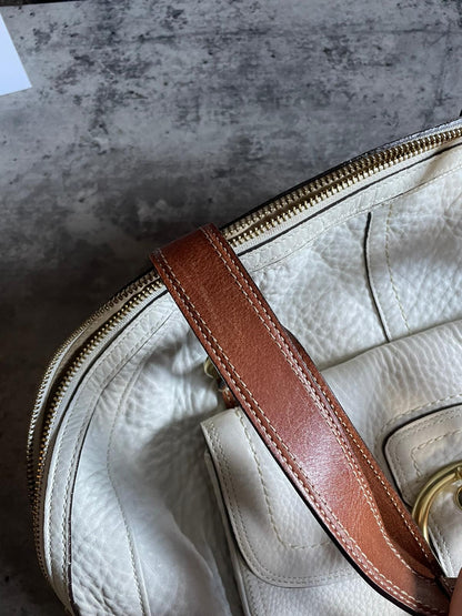Vintage Coach Soho Handbag White/ Brown Leather Buckle Flap Authentic Y2k
Good condition