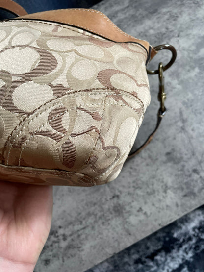 Vintage Coach Monogram Crossbody Bag
Beige/Brown Y2k Authentic