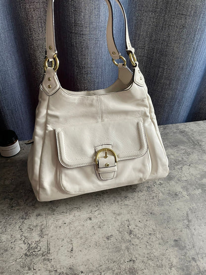 Coach Soho White Leather Gold Handbag/ Shoulderbag Authentic Buckle