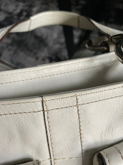 Vintage Coach Handbag White Leather
Soho Y2K Buckle Double pocket Authentic