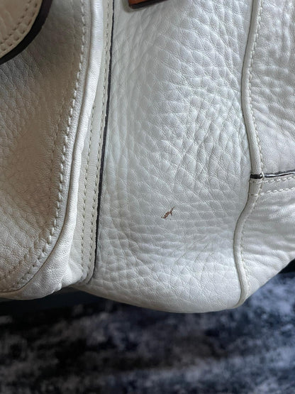 Vintage Coach Soho Handbag White/ Brown Leather Buckle Flap Authentic Y2k
Good condition