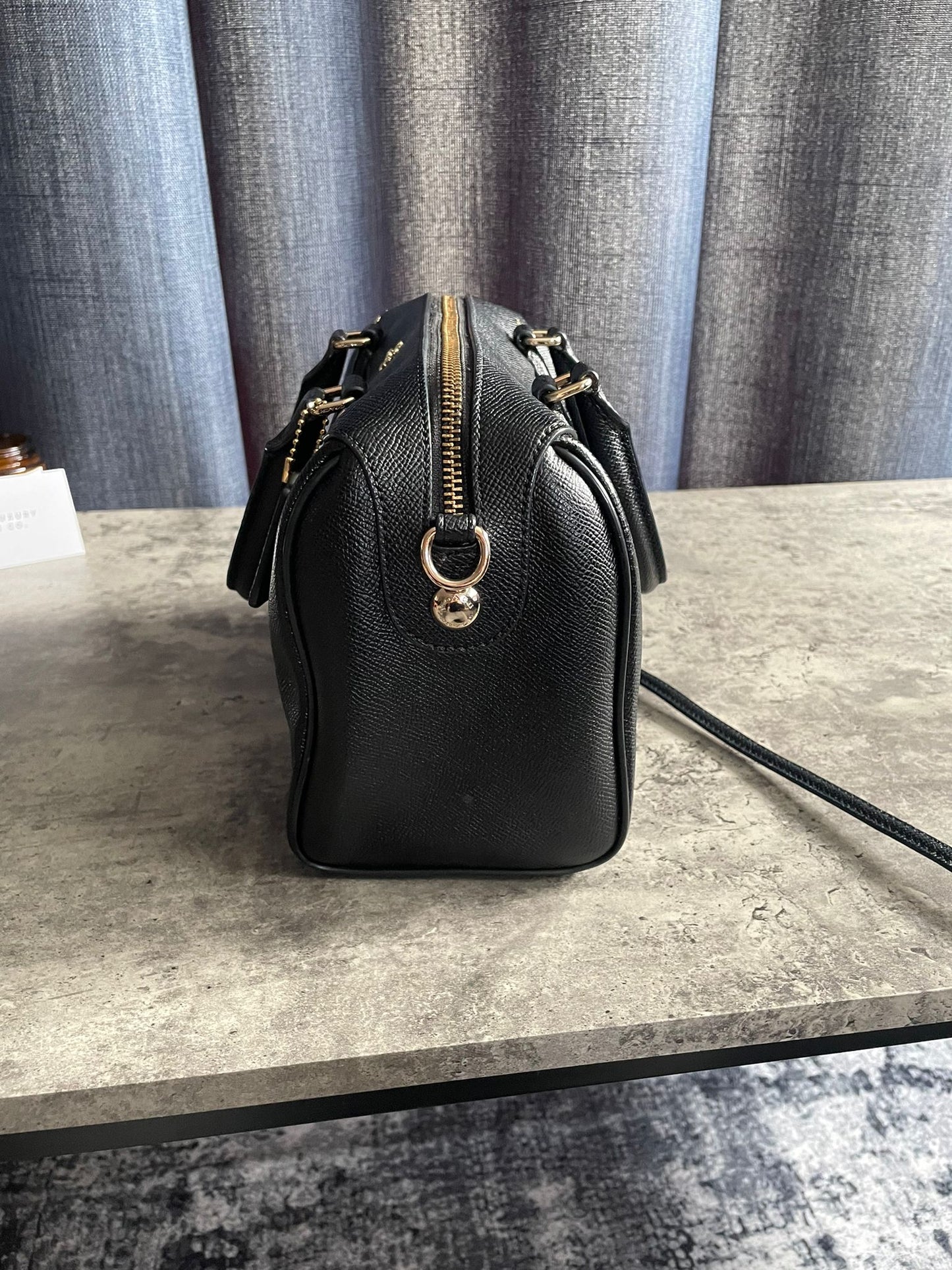 Vintage Coach Leather Crossbody Bag
Black/Gold Authentic with dustbag