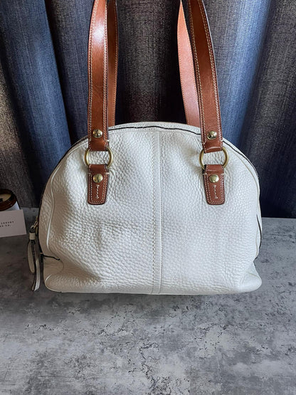 Vintage Coach Soho Handbag White/ Brown Leather Buckle Flap Authentic Y2k
Good condition
