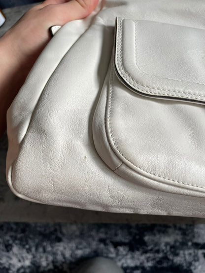 Coach Soho White Leather Gold Handbag/ Shoulderbag Authentic Buckle