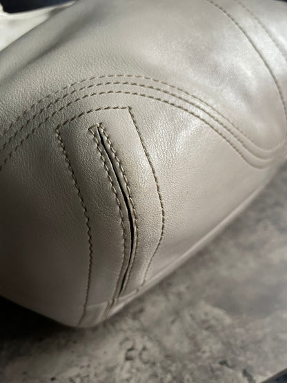 Vintage Coach Handbag White Leather
Soho Y2K Buckle Double pocket Authentic