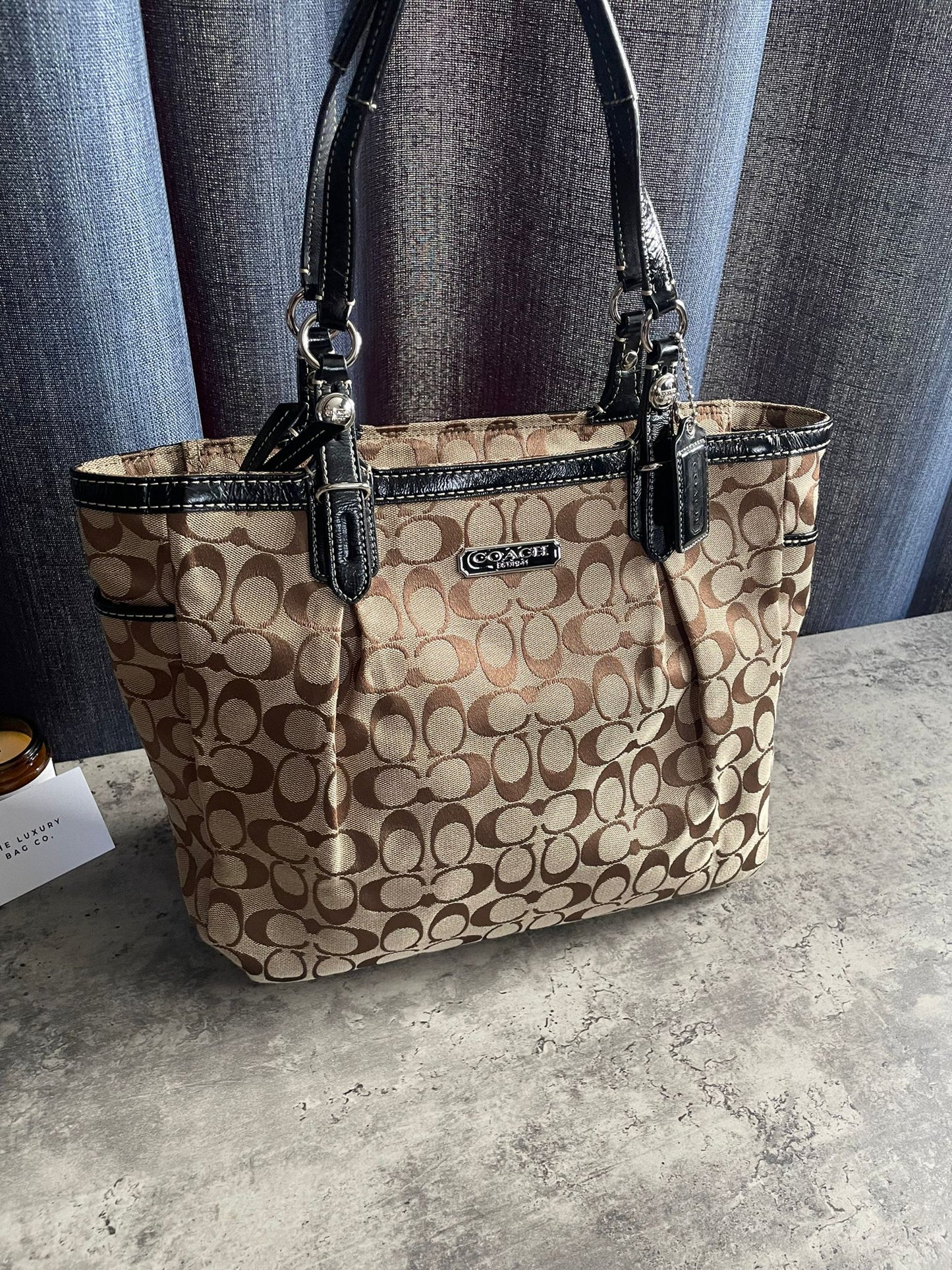 Vintage Coach Monogram Brown/Black
Totebag Authentic Y2K