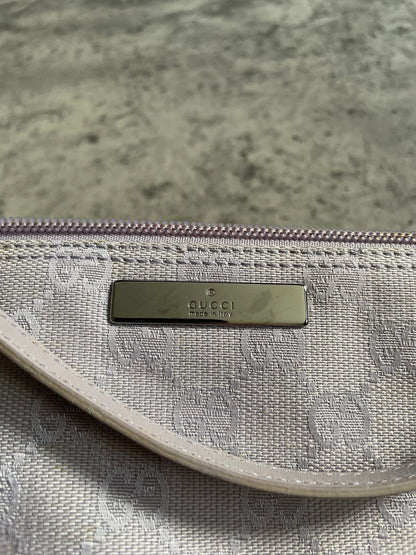 vintage gucci gg monogram boat pochette
Silver/Lilac Authentic Y2k